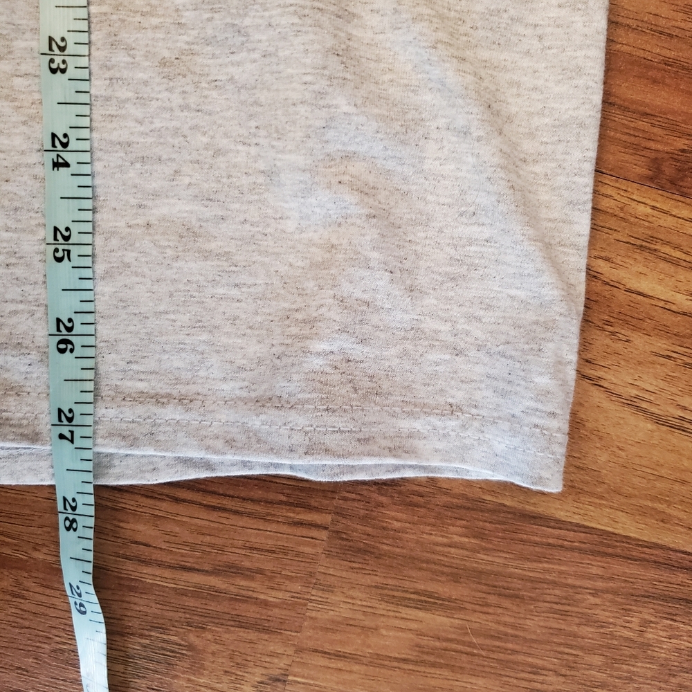 NEW Nasty Gal Long Sleeve Tee Size Small Dragon City - Picture 7 of 7